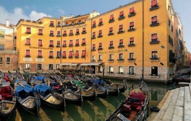 SunLake Hotel Gardameer Italië - Photo by Booking.com SunLake Hotel Gardameer Italië - Top accommodaties in Italië