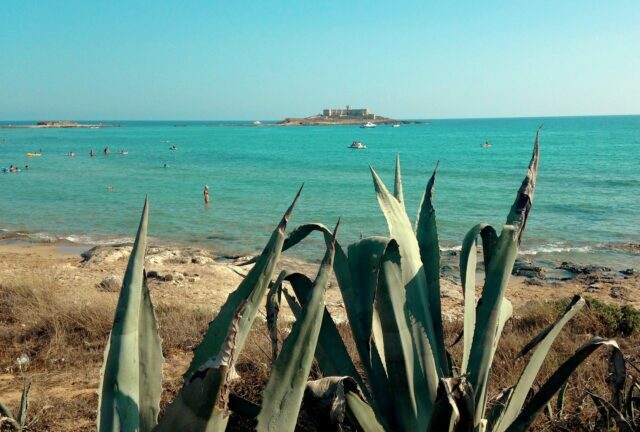 Photo by Mattia Bericchia on Unsplash Sicilië strand Italië - Een uniek eiland voor foodies en avonturiers