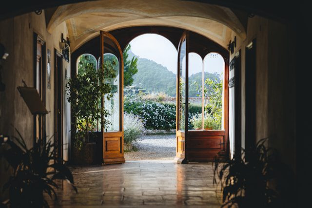 Een huis in Italië: droom of uitdaging? -Photo by Peter Thomas on Unsplash Een huis in Italië: droom of uitdaging?